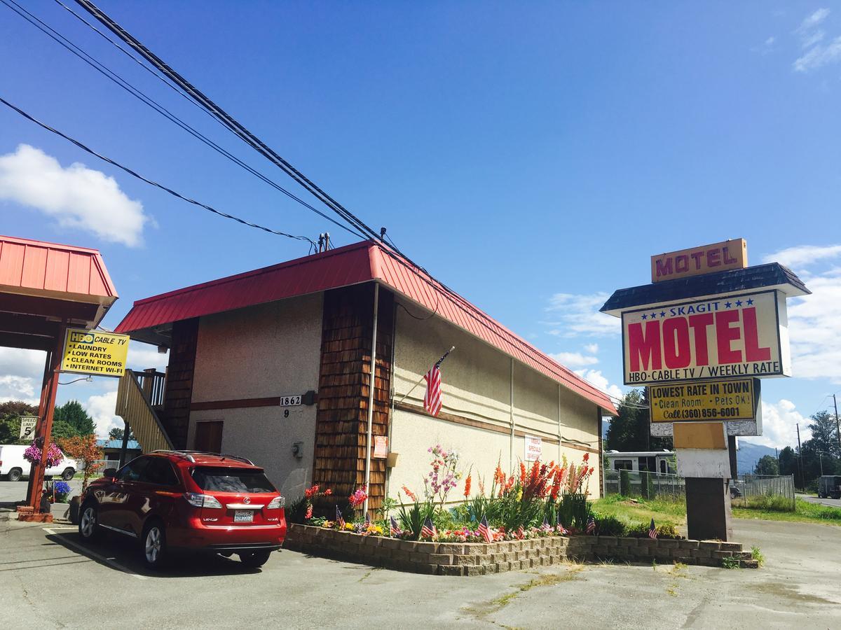 Skagit Motel Sedro Woolley Zewnętrze zdjęcie