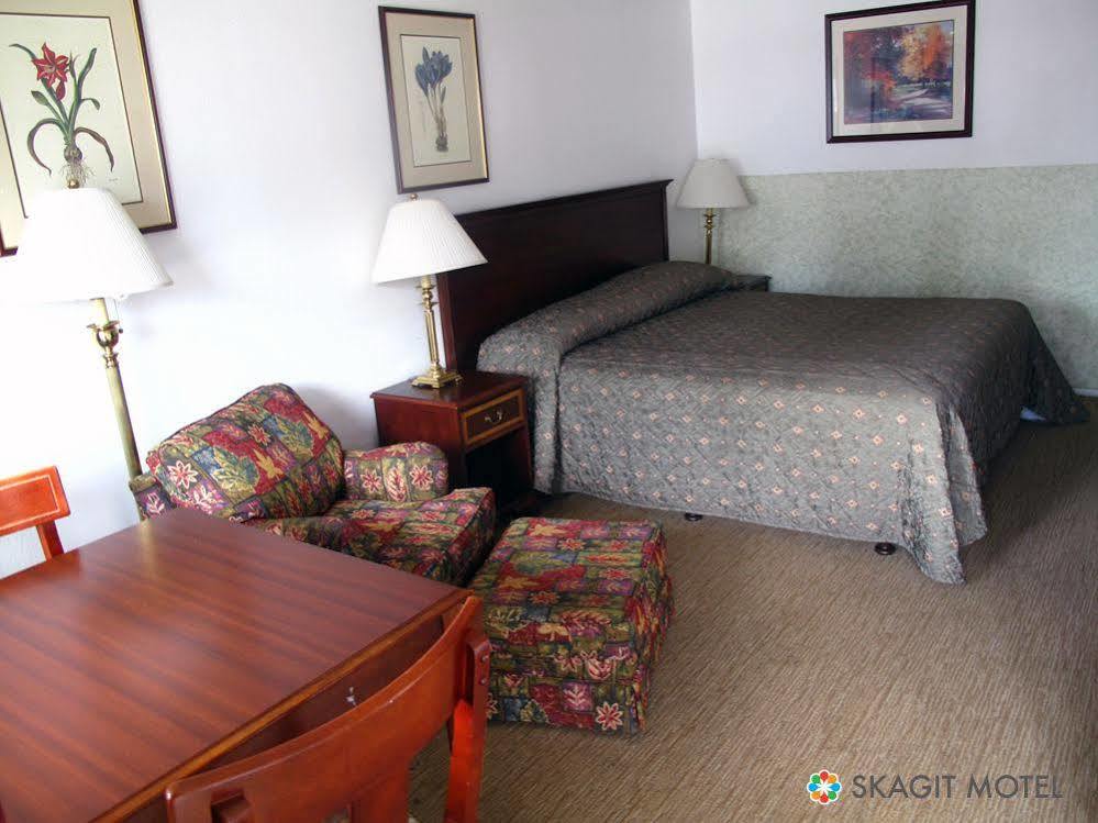 Skagit Motel Sedro Woolley Zewnętrze zdjęcie