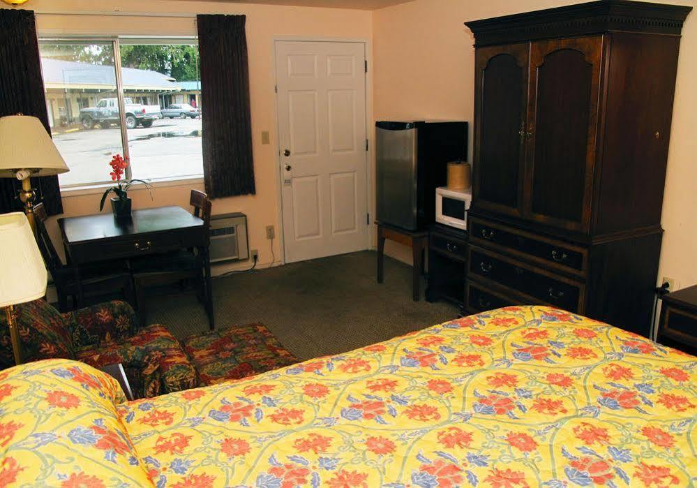 Skagit Motel Sedro Woolley Zewnętrze zdjęcie